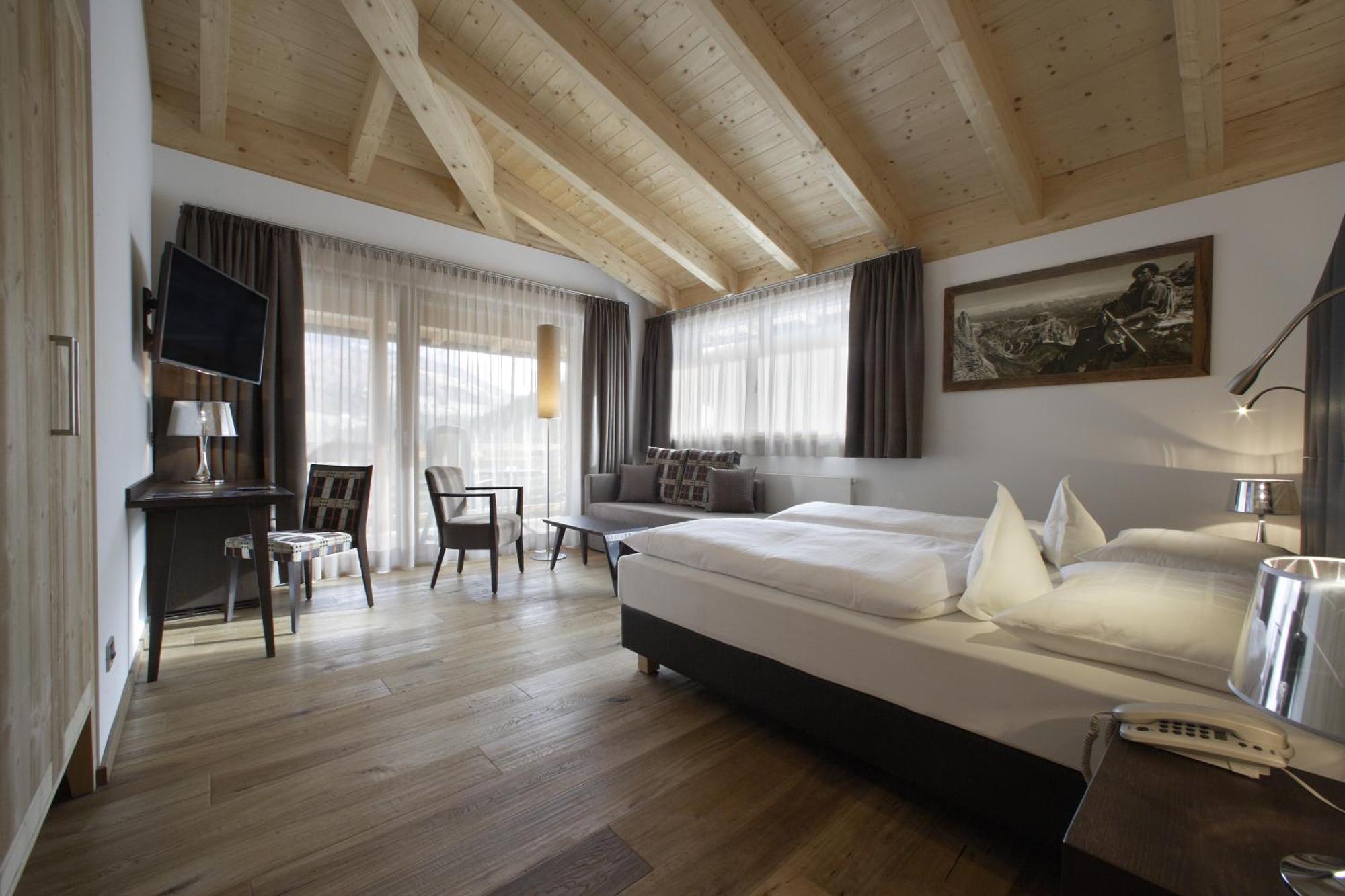 Hotel Ciasa Soleil Ла Вилла Экстерьер фото