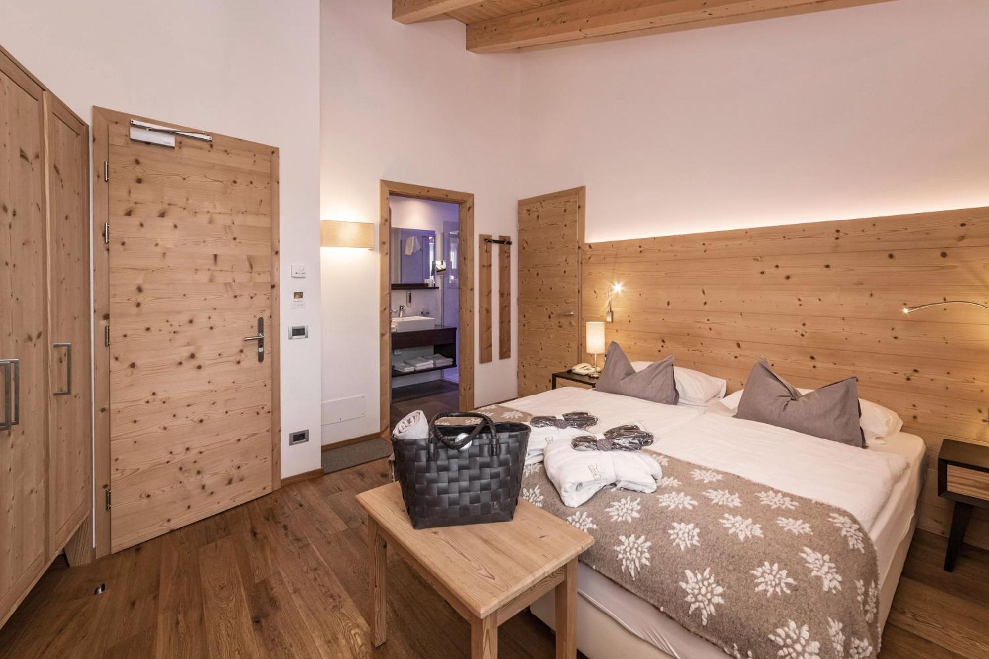 Hotel Ciasa Soleil Ла Вилла Экстерьер фото